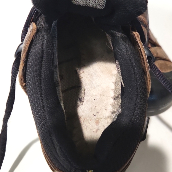 Keen Dry Leather Waterproof Outdoor Midi Hiking Shoes Brown Men's 7.5 EU 40 - Picture 11 of 14